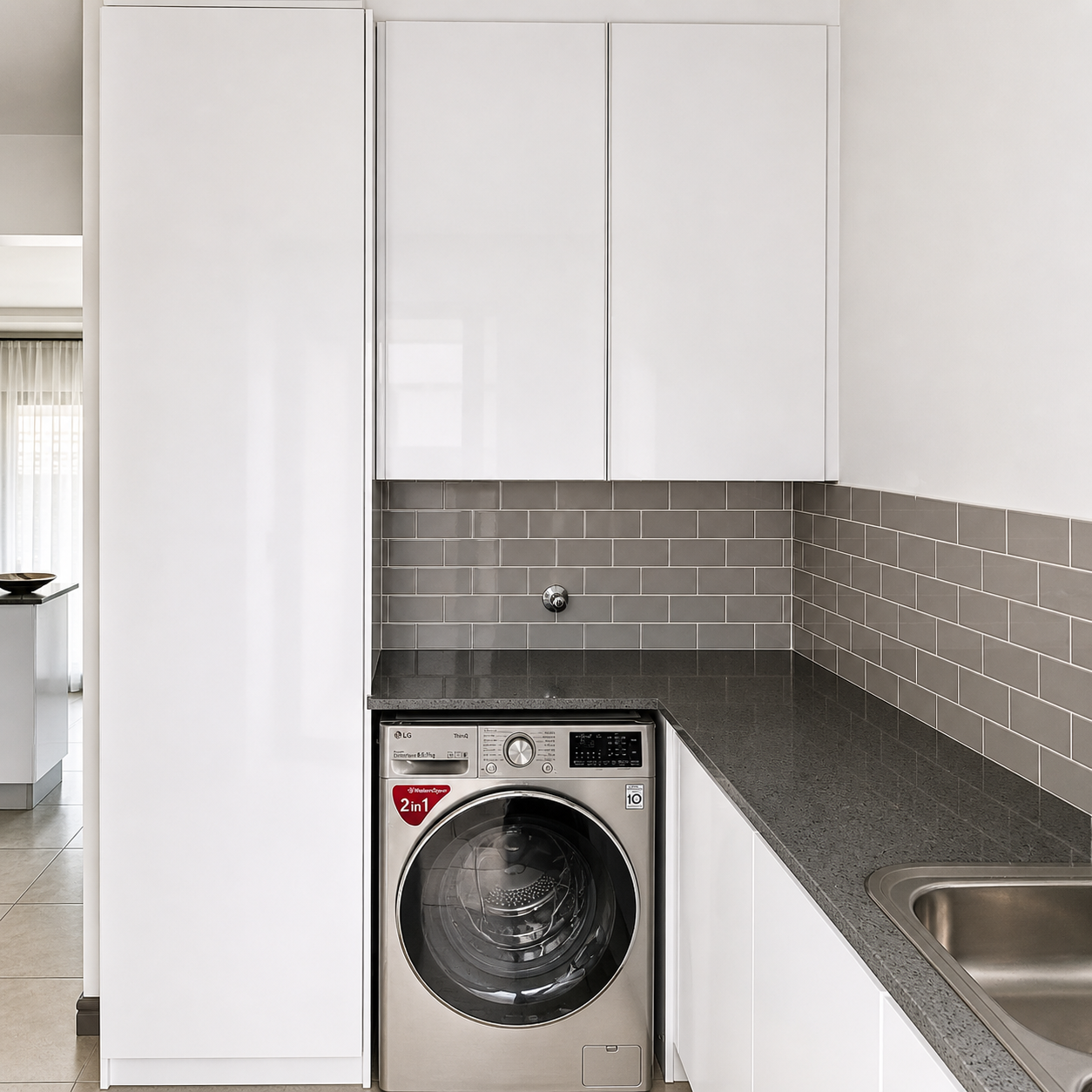 Modern Minimalist Full Home — Ruimsig — photo 6